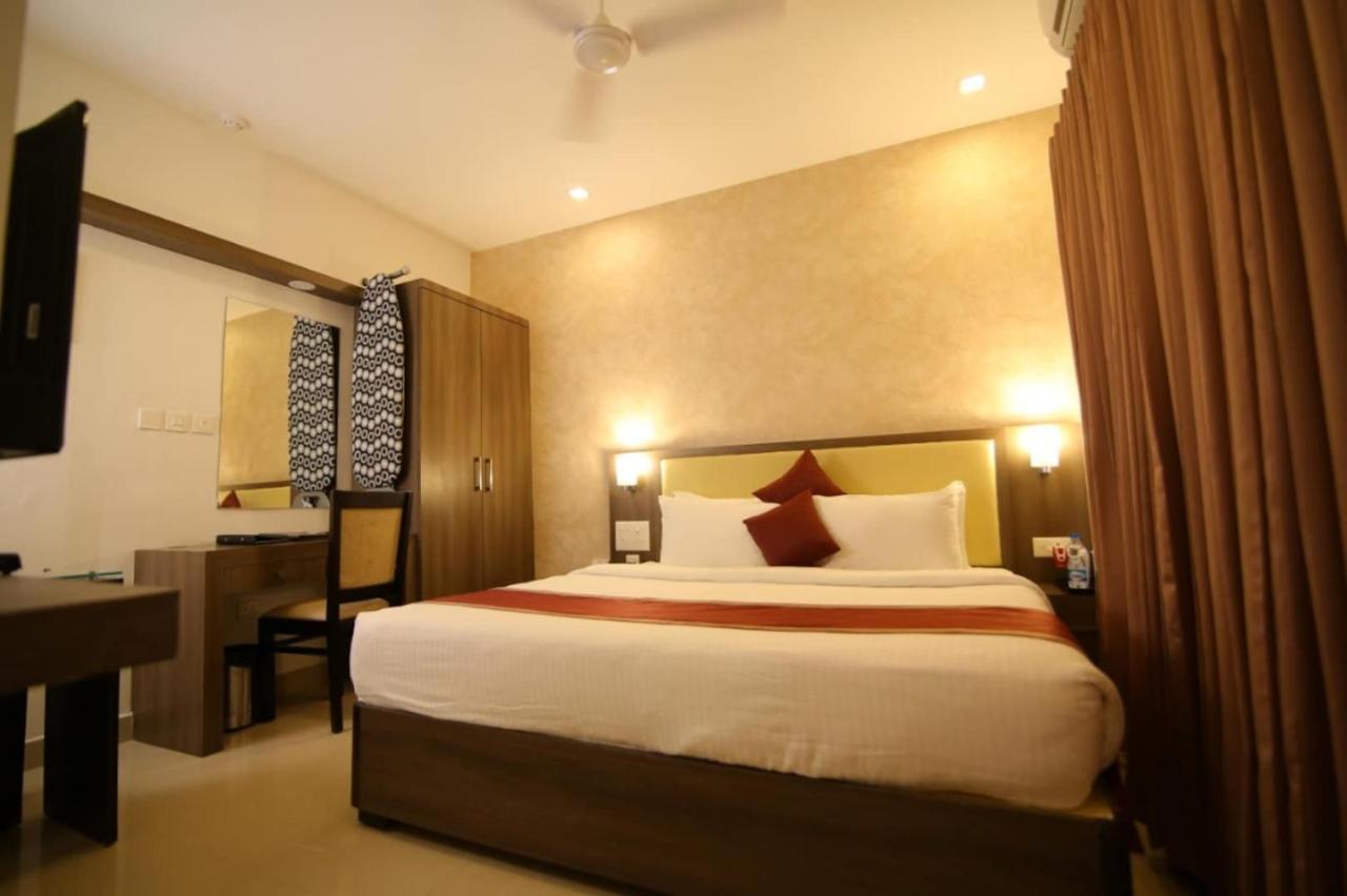 Hotel Monarch كاليكوت المظهر الخارجي الصورة
