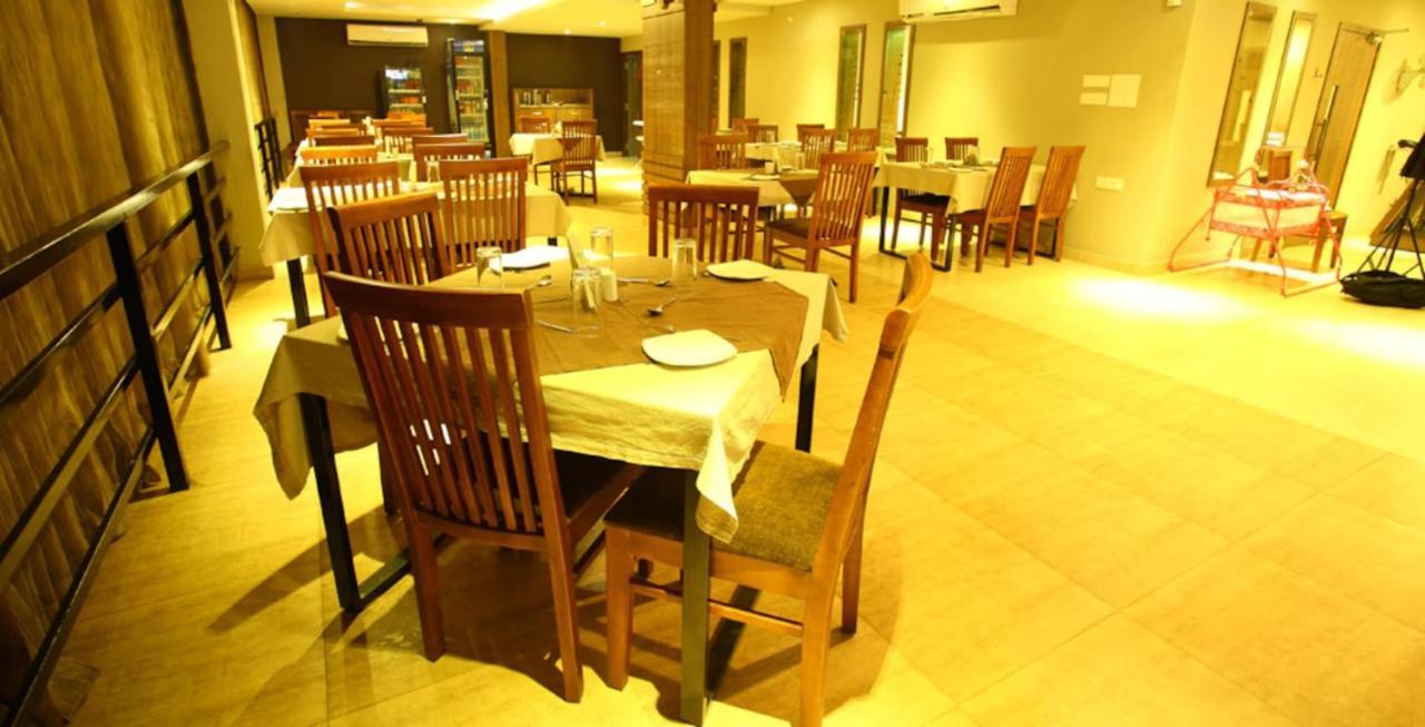 Hotel Monarch كاليكوت المظهر الخارجي الصورة